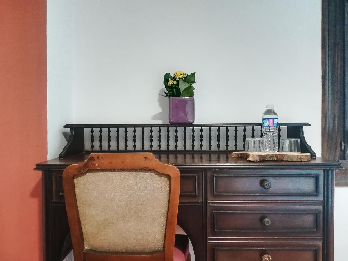 Pensjonat La Asturxana Malleza Zewnętrze zdjęcie